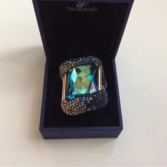 Huge Statement Ring. Blue and Gold Statement Ring 7 like NEW!! XL Cocktail Ring. - Picture 9 of 15